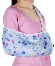 Бандаж фиксирующий поддерживающий для руки после травм (косынка) для детей C1AR-20004